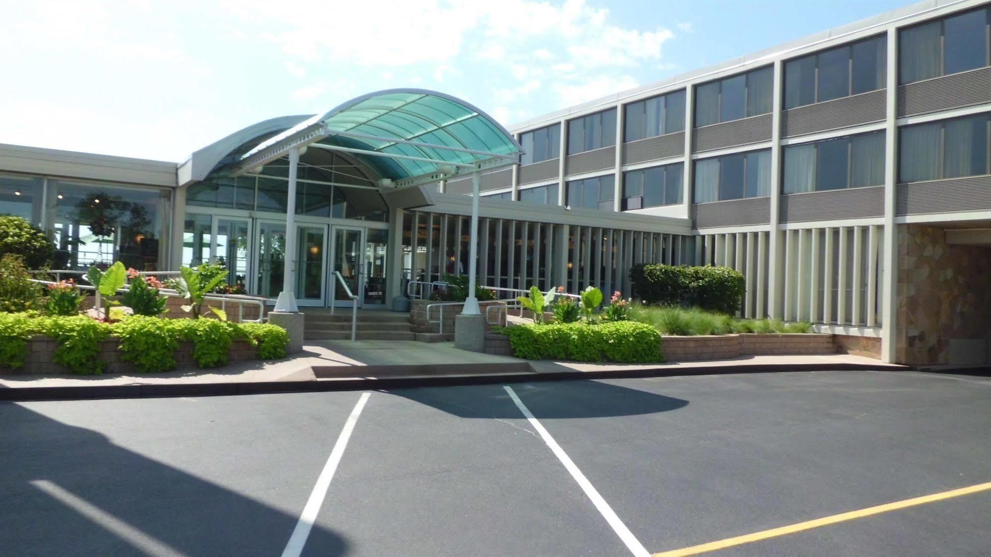 Illinois Beach Resort & Conf. Center; Best Western Premier Collection Zion Exterior photo