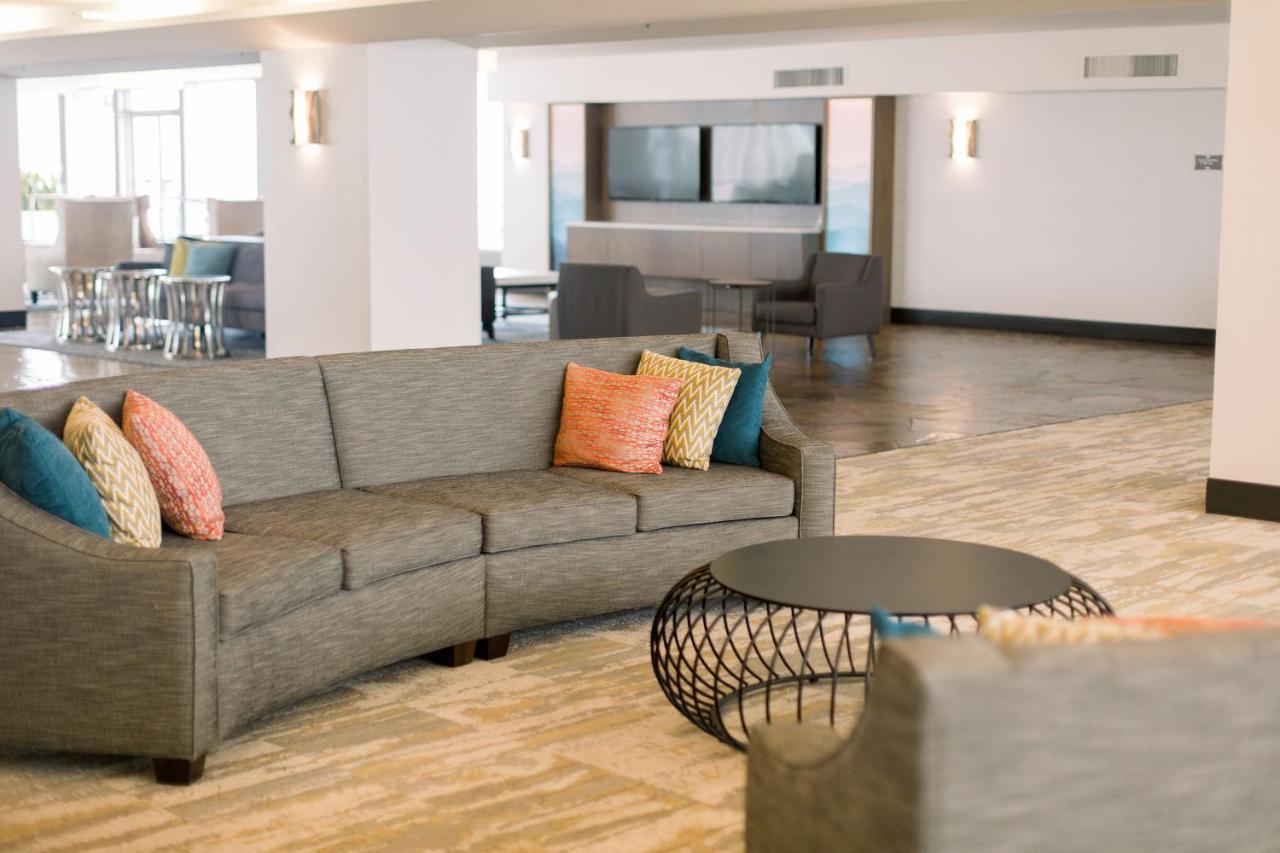 Illinois Beach Resort & Conf. Center; Best Western Premier Collection Zion Exterior photo